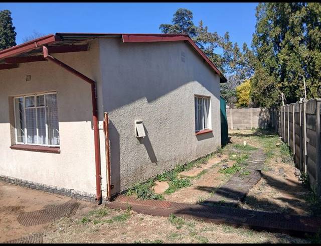 3 BEDROOM HOUSE FOR SALE IN SASOLBURG EXT 12